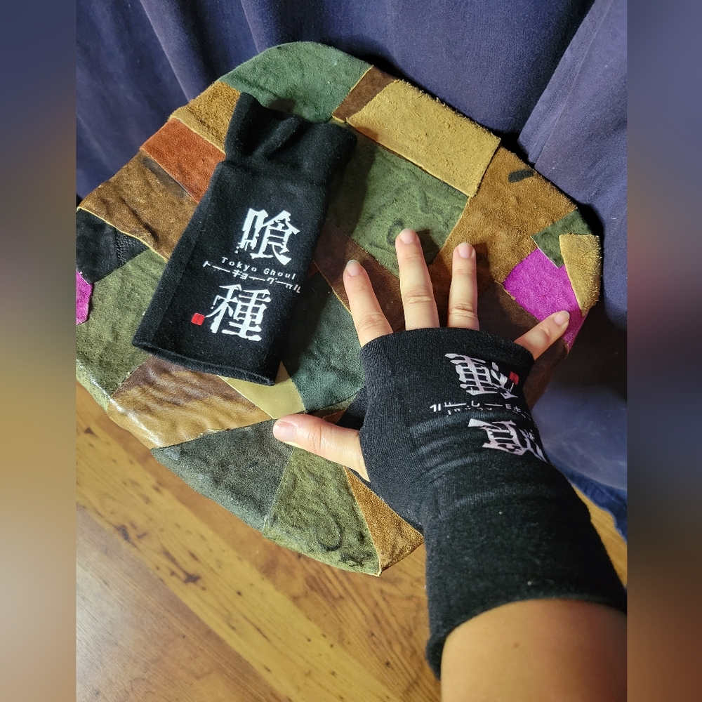 Tokyo Ghoul Punk Style Half-Gloves, Japanese & English Text